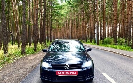 Volkswagen Jetta VI, 2015 год, 370 000 рублей, 2 фотография