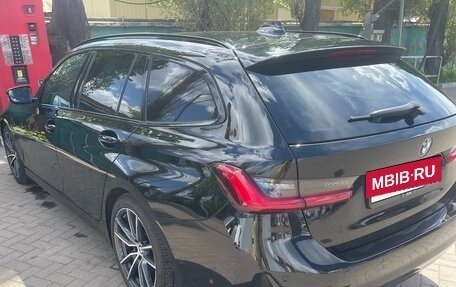 BMW 3 серия, 2020 год, 3 300 000 рублей, 24 фотография