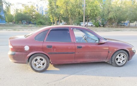 Opel Vectra B рестайлинг, 1998 год, 170 000 рублей, 3 фотография