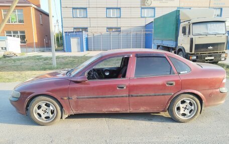 Opel Vectra B рестайлинг, 1998 год, 170 000 рублей, 7 фотография