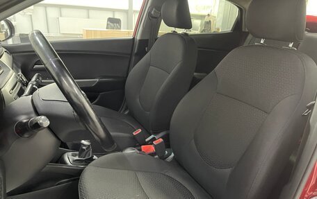 KIA Rio III рестайлинг, 2016 год, 999 000 рублей, 20 фотография