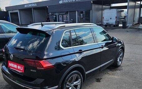 Volkswagen Tiguan II, 2019 год, 3 350 000 рублей, 3 фотография