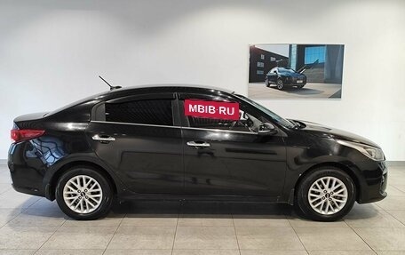 KIA Rio IV, 2017 год, 899 000 рублей, 4 фотография