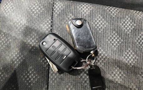 KIA Rio IV, 2017 год, 899 000 рублей, 16 фотография