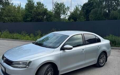 Volkswagen Jetta VI, 2012 год, 1 000 001 рублей, 7 фотография