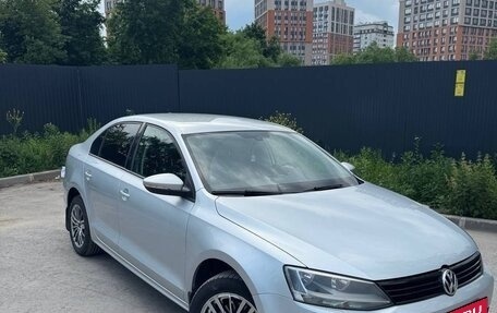 Volkswagen Jetta VI, 2012 год, 1 000 001 рублей, 3 фотография