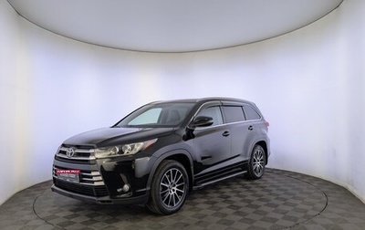 Toyota Highlander III, 2018 год, 3 590 000 рублей, 1 фотография