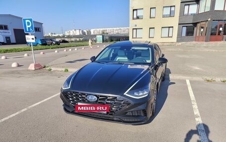Hyundai Sonata VIII, 2019 год, 2 350 000 рублей, 2 фотография