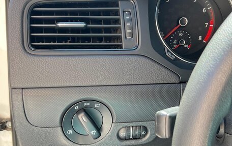 Volkswagen Jetta VI, 2015 год, 1 550 000 рублей, 10 фотография