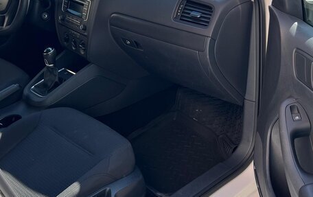 Volkswagen Jetta VI, 2015 год, 1 550 000 рублей, 17 фотография