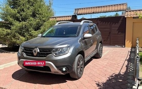 Renault Duster, 2021 год, 2 200 000 рублей, 2 фотография