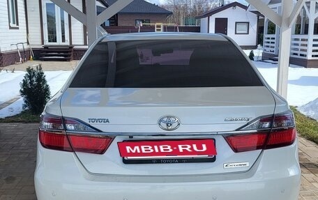 Toyota Camry, 2016 год, 2 000 000 рублей, 4 фотография