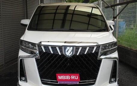 Toyota Alphard III, 2021 год, 4 100 000 рублей, 2 фотография