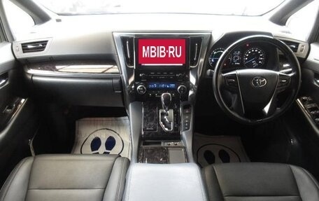 Toyota Alphard III, 2021 год, 4 100 000 рублей, 9 фотография