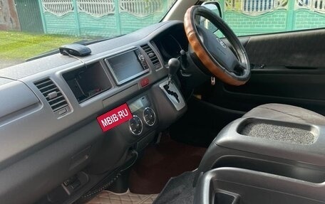 Toyota HiAce H200, 2013 год, 3 600 000 рублей, 8 фотография