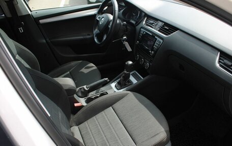 Skoda Octavia, 2015 год, 1 396 000 рублей, 18 фотография