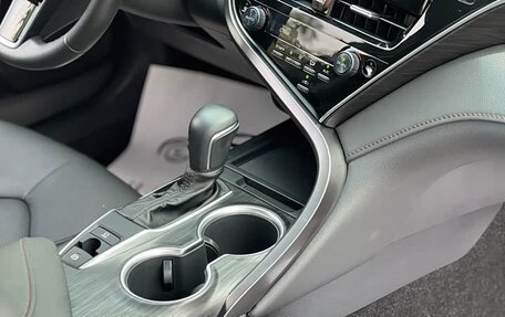 Toyota Camry, 2021 год, 2 295 000 рублей, 15 фотография