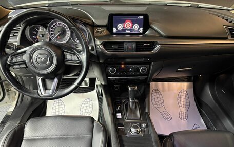 Mazda 6, 2017 год, 1 730 000 рублей, 9 фотография