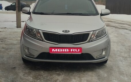 KIA Rio III рестайлинг, 2013 год, 780 000 рублей, 1 фотография