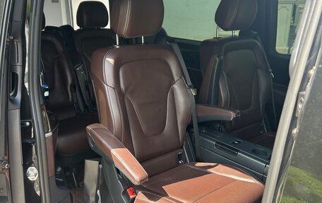 Mercedes-Benz V-Класс, 2018 год, 4 100 000 рублей, 9 фотография