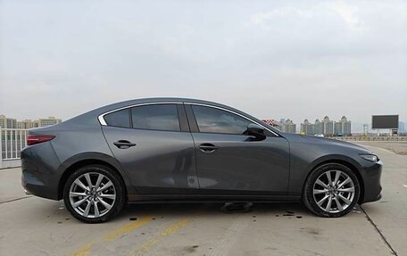 Mazda 3, 2022 год, 1 500 000 рублей, 2 фотография