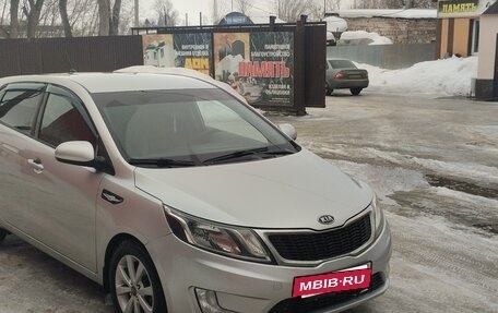 KIA Rio III рестайлинг, 2013 год, 780 000 рублей, 2 фотография