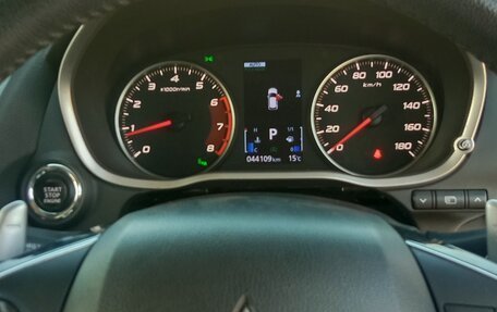 Mitsubishi Eclipse Cross, 2019 год, 2 250 000 рублей, 6 фотография