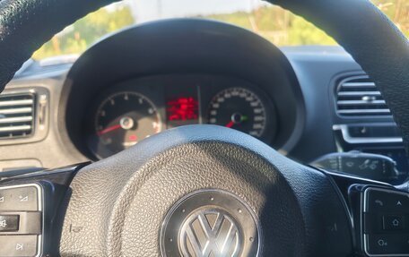 Volkswagen Polo VI (EU Market), 2014 год, 855 000 рублей, 2 фотография