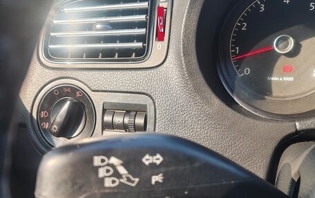 Volkswagen Polo VI (EU Market), 2014 год, 855 000 рублей, 3 фотография