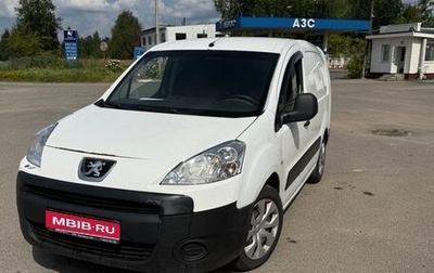 Peugeot Partner II рестайлинг 2, 2012 год, 670 000 рублей, 1 фотография