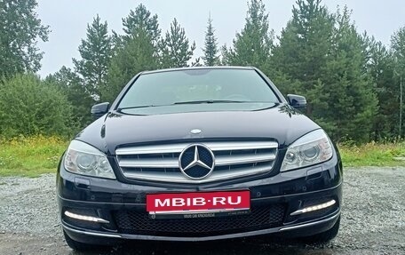 Mercedes-Benz C-Класс, 2010 год, 1 500 000 рублей, 1 фотография