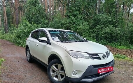 Toyota RAV4, 2013 год, 1 770 000 рублей, 5 фотография