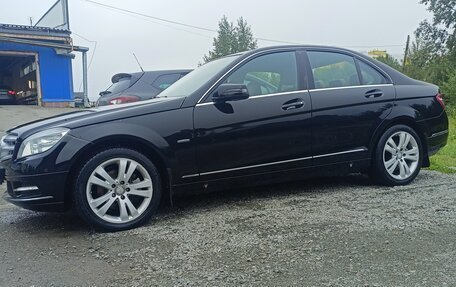Mercedes-Benz C-Класс, 2010 год, 1 500 000 рублей, 12 фотография