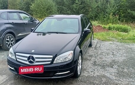 Mercedes-Benz C-Класс, 2010 год, 1 500 000 рублей, 15 фотография