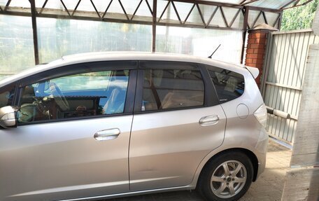 Honda Fit III, 2011 год, 900 000 рублей, 5 фотография