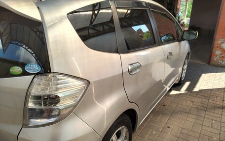Honda Fit III, 2011 год, 900 000 рублей, 9 фотография