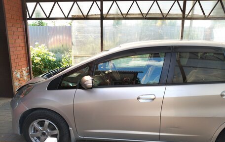 Honda Fit III, 2011 год, 900 000 рублей, 15 фотография