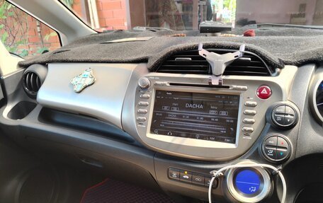 Honda Fit III, 2011 год, 900 000 рублей, 24 фотография