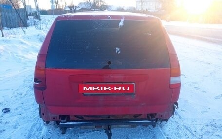 Mitsubishi Space Star I рестайлинг, 1999 год, 100 000 рублей, 3 фотография