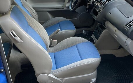 Volkswagen Polo III рестайлинг, 2000 год, 300 000 рублей, 11 фотография
