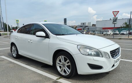 Volvo S60 III, 2012 год, 900 000 рублей, 3 фотография