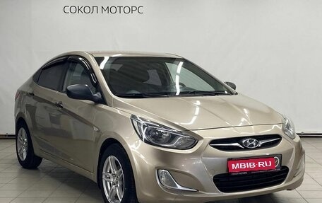 Hyundai Solaris II рестайлинг, 2011 год, 889 900 рублей, 1 фотография