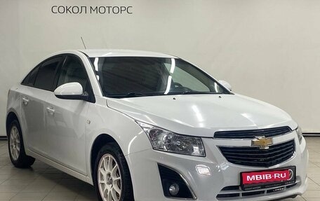 Chevrolet Cruze II, 2013 год, 866 900 рублей, 1 фотография