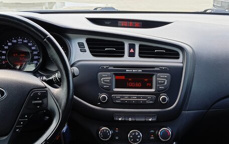 KIA cee'd III, 2014 год, 949 995 рублей, 17 фотография