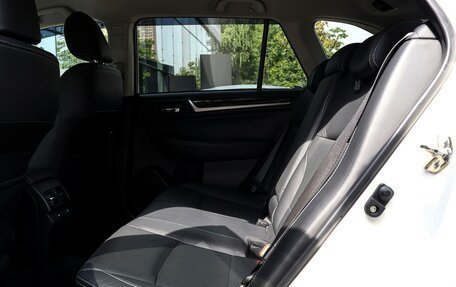 Subaru Outback IV рестайлинг, 2016 год, 2 700 000 рублей, 10 фотография
