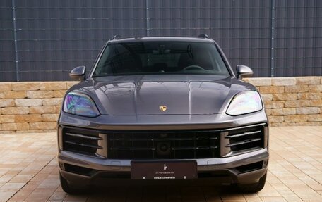 Porsche Cayenne III, 2024 год, 13 875 000 рублей, 2 фотография