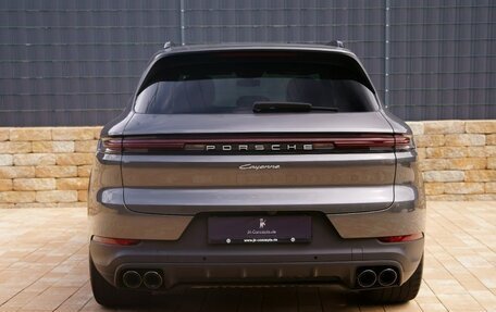 Porsche Cayenne III, 2024 год, 13 875 000 рублей, 4 фотография