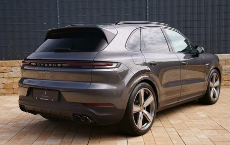 Porsche Cayenne III, 2024 год, 13 875 000 рублей, 7 фотография