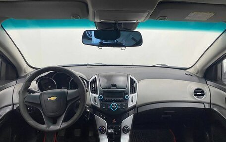 Chevrolet Cruze II, 2013 год, 866 900 рублей, 10 фотография