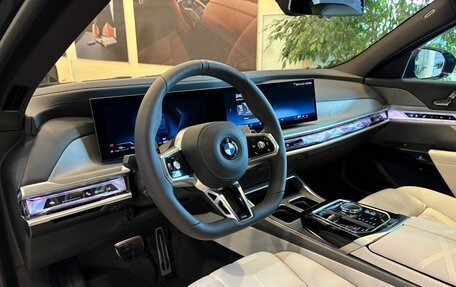 BMW 7 серия, 2025 год, 23 029 900 рублей, 6 фотография